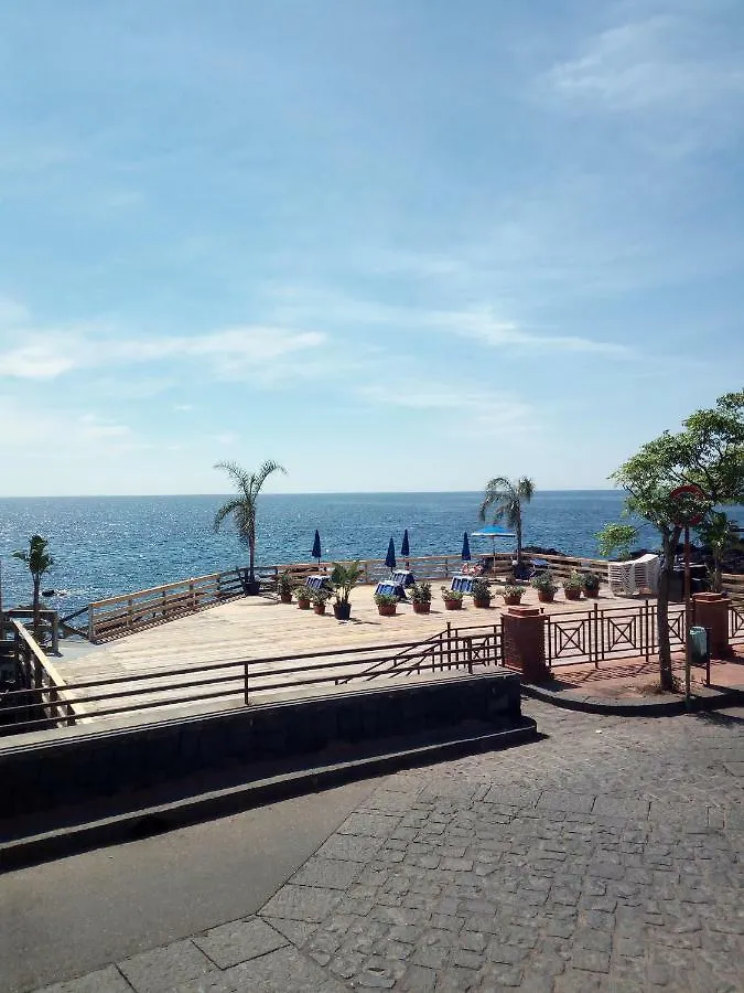 Hébergement de vacances Villa A Casa Di Edo à Acireale Italie